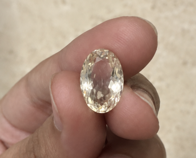 Natural Citrine Gemstone | 6.66 Carats - Image 5