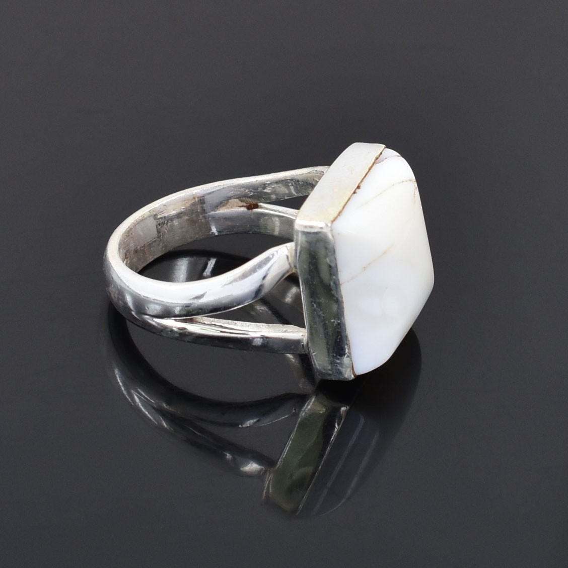 Natural Moonstone Gemstone Ring – 31.85 Ct Square Cabochon Healing Crystal Ring - Image 6