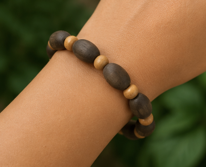 Dark Wood & Sandalwood Bracelet | 11 Carats | Natural Wood Beaded Bracelet